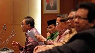 Mendagri, Mendikbud, Menag dan Wamenlu, hadir dalam rapat bersama unsur pimpinan MPR RI soal penggantian Empat Pilar, di Kompleks Parlemen, Jakarta, Rabu (4/2/2015). [Suara.com/Kurniawan Mas'ud]