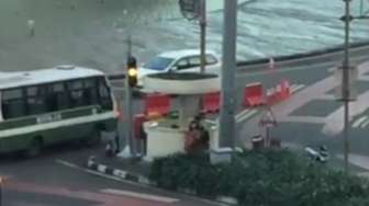 Ini Dia Video Sopir Kopaja Setor 'Upeti' ke Polisi