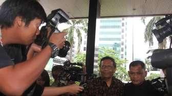 Mahfud Sambangi KPK