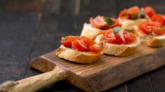 Bikin Sendiri Bruschetta, Yuk!