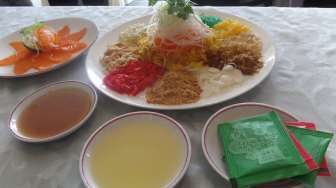 Sambut Imlek, Yuk Nikmati Hidangan Yee Shang