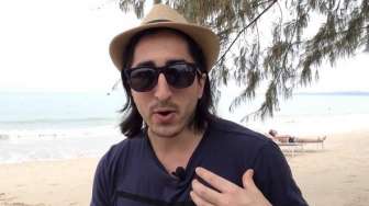 Navid Moazzez,  "Drop Out" Kuliah dan Berpenghasilan Rp500 Juta