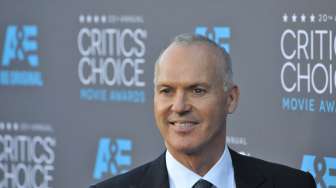 Michael Keaton Tak Bosan Diganjar Penghargaan