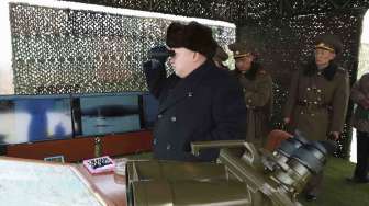 Kim Jong Un Pimpim Latihan Militer