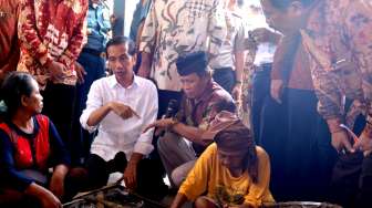 Jokowi di Tanjung Lesung