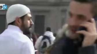 VIDEO: Berjalan di Kota Milan, Lelaki Muslim Dicemooh