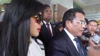 Ancaman Syahrini Kepada Media di Bareskrim