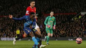 Van Gaal Tak Menyesal Jual Welbeck ke Arsenal