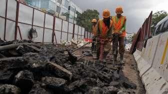 Proyek Jalan Layang Terpajang