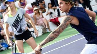 Petenis Cantik Ini Akhirnya "Berpasangan" dengan Justin Bieber