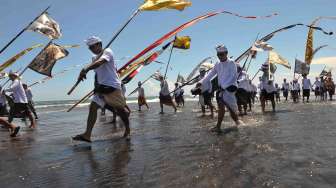 Melasti Jelang Nyepi