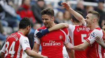 Dua Gol Giroud Bawa Arsenal Unggul atas Newcastle di Babak I