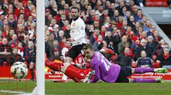 Babak I: Liverpool 0, Manchester United 1