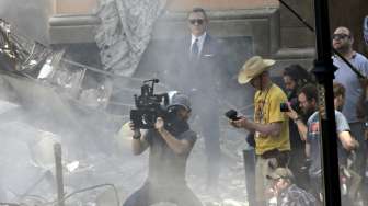 Aktor Inggris Daniel Craig syuting Film Spectre.