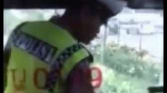 VIDEO: Ini Dia Rekaman Polisi 'Arogan' Marahi Sopir Transjakarta