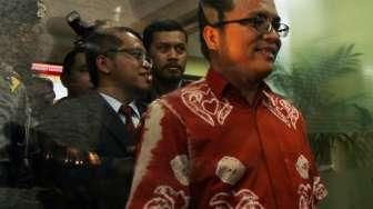 Denny Indrayana Penuhi Panggilan Bareskrim