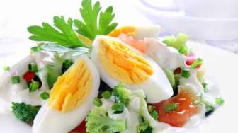 Resep Caesar Salad ala Willgoz Kitchen yang Praktis dan Menyehatkan untuk Rutin Dikonsumsi