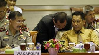 Komisi III DPR menggelar raker dengan Polri. [suara.com/Kurniawan Mas'ud]