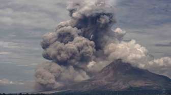 Waspada Awan Panas Erupsi Sinabung