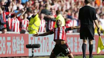 Gol Tunggal Defoe Menangkan Sunderland Atas Newcastle