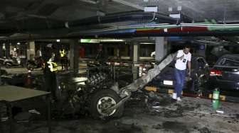 Ledakan bom mobil menyebabkan sejumlah orang luka. [Reuters]