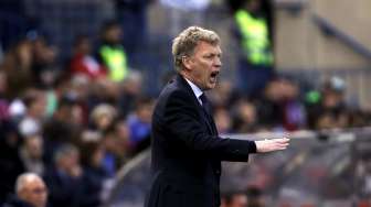 Moyes: Neville Bisa Tukangi The Three Lions