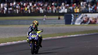 Pebalap asal Italia Valentino Rossi menjuarai MotoGP Argentina 2015, Senin (20/4) WIB.