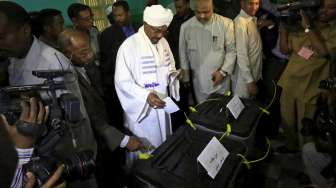 Abaikan Pengadilan Afsel, Presiden Bashir Pulang ke Sudan