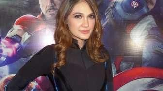 Black Widow Kebangkitan Luna Maya di Industri Hiburan?