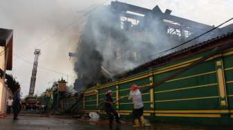 Kantor Pusat Bank Aceh Hangus Terbakar, Satu Tewas