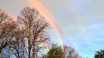 Peristiwa Langka, 4 Pelangi Membentang di Langit New York