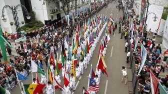 Parade Budaya Negara Peserta KAA