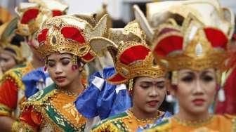 Parade Budaya Negara Peserta KAA