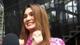 Luna Belum Mau Dinikahi Rheino