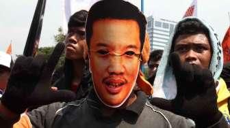 Jakmania Gerudug Istana