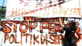 Jakmania Gerudug Istana