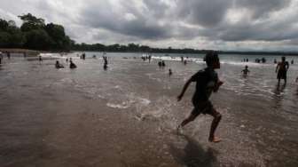 Remaja yang Tenggelam di Pantai Selatan Diduga Tak Bisa Berenang