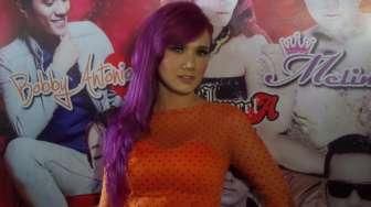 Ade Govinda Luluhkan Hati Mulan Jameela