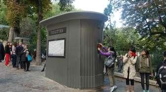 Wow, Toilet Umum Ini Sediakan Air Minum Bersih