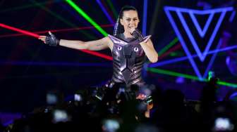 Katy Perry Belajar Bahasa Indonesia