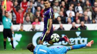 Babak I:  Man City Unggul 2-1 dari Swansea