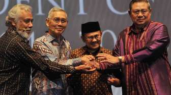 Supermentor Empat Negarawan