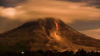 Gunung Sinabung Awas, Antisipasi Korban Warga Diungsikan