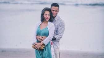 6 Tahun Menikah, Tora dan Mieke Lakukan Foto Prewedding