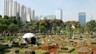 Ziarah Makam Jelang Ramadan