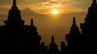 Sejarah Geologi Borobudur, Teratai di Tengah Danau Purba