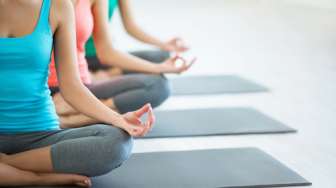 Selain Meringankan Stres, Yoga juga Bisa Meringankan Masalah Pencernaan