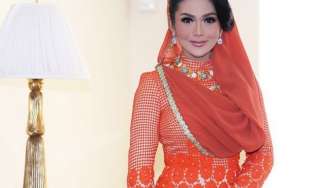 Krisdayanti Buka Bisnis Busana Muslimah