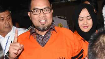 Kasus Suap Bupati Empat Lawang, KPK Periksa Makelar Suap Akil