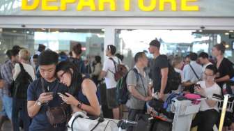 Ribuan Penumpang Terlantar di Bandara Ngurah Rai